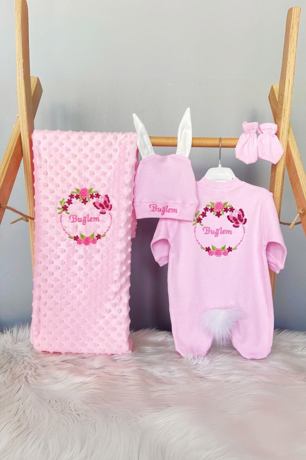 Kelebek Çelenk Modelli 4'lü Hastane Çıkışı Seti - Pembe